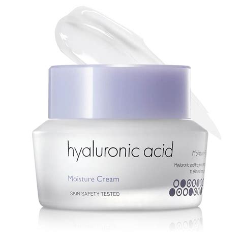 Hyaluronic Acid: The Ultimate Anti-Aging Ingredient in our Moisture Cream